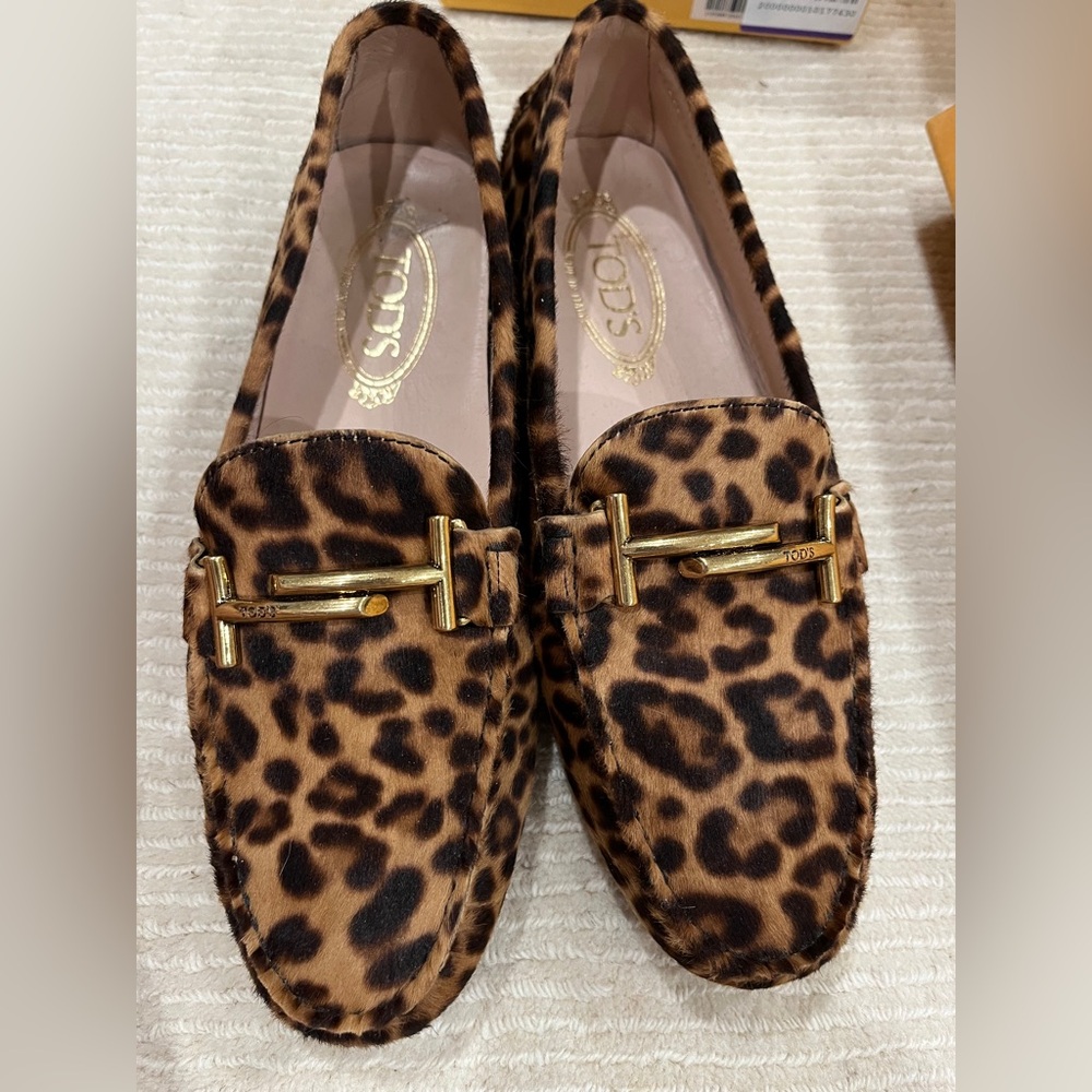 Tod's Brown Leopard Print Loafers with Gold Accents
